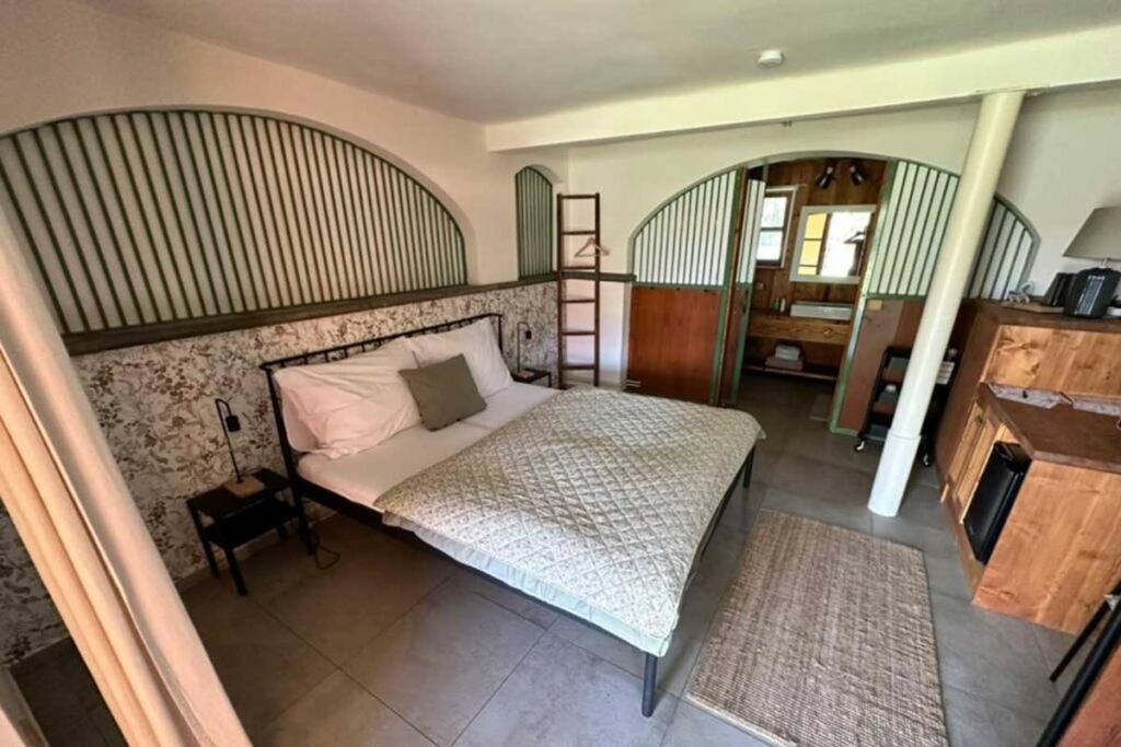 Penzion Jízdárna Hejtmánkovice Broumov Exterior foto