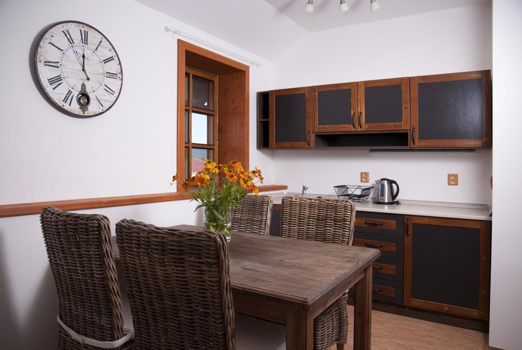 Penzion Jízdárna Hejtmánkovice Broumov Habitación foto